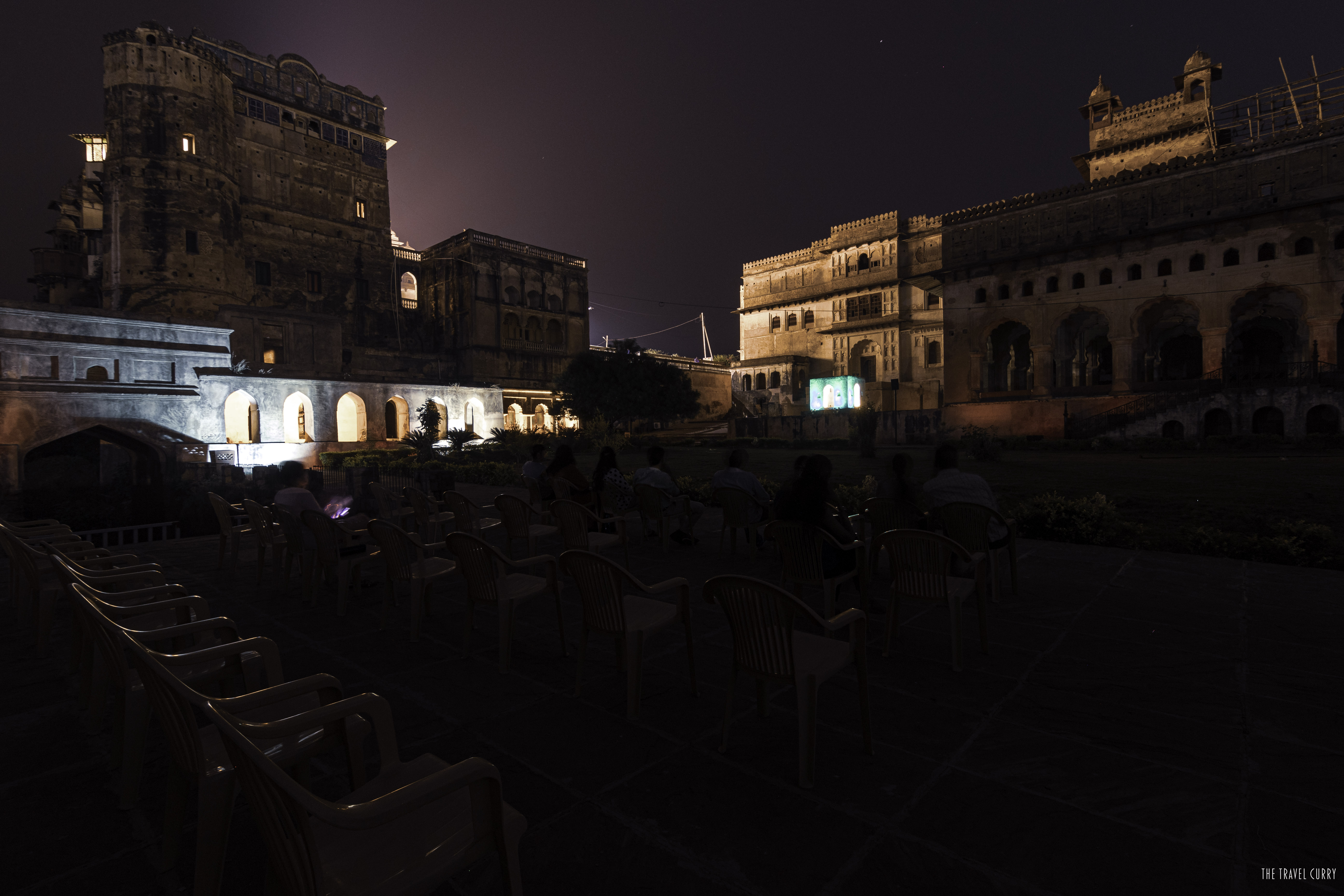 The illuminated Orchha fort complex