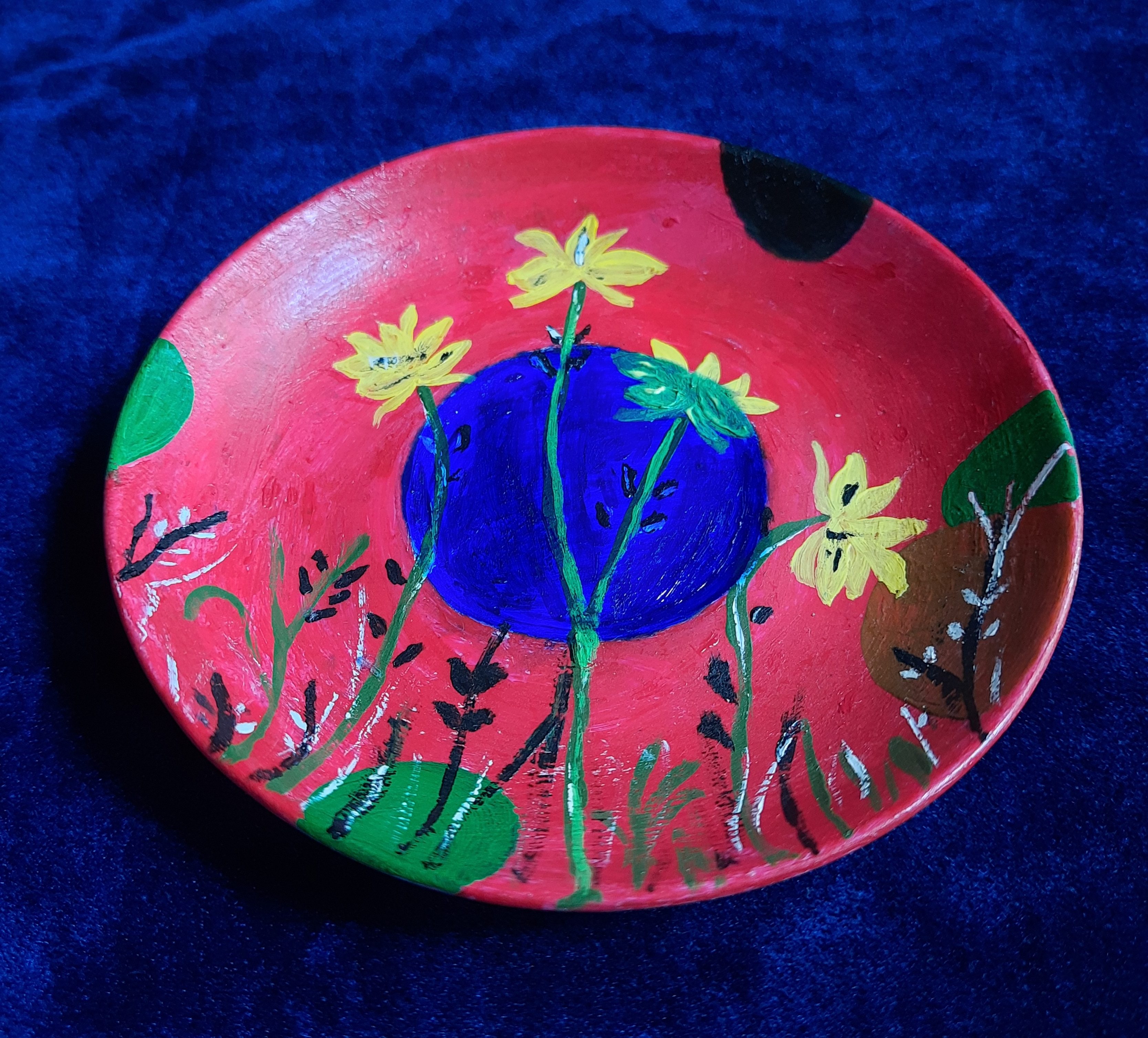 Red boho wall plate with wild flowers