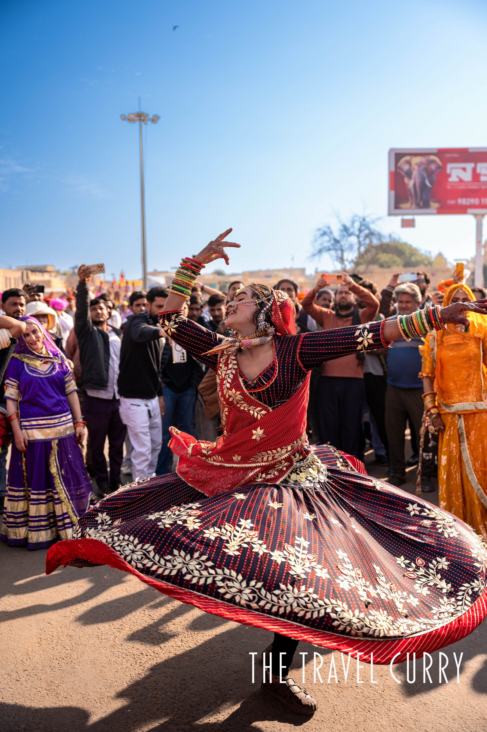 Rajasthani dance at Jaisalmer Desert Festival